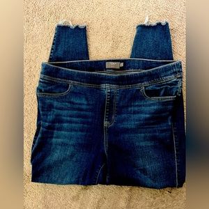 Torrid pull on super soft jeans